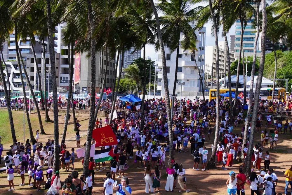 Bebeto Galvão em ato de mobilização na Bahia